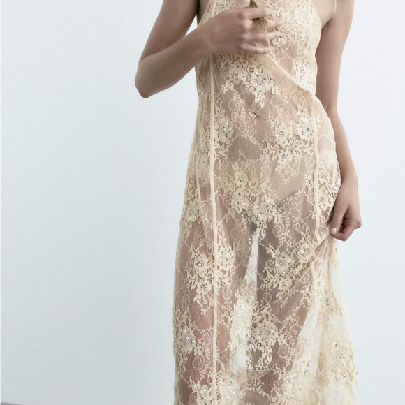 ZARA BEADED LACE DRESS - Picture 2 of 8